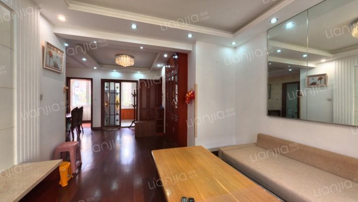 悦泰福里二手房实景图