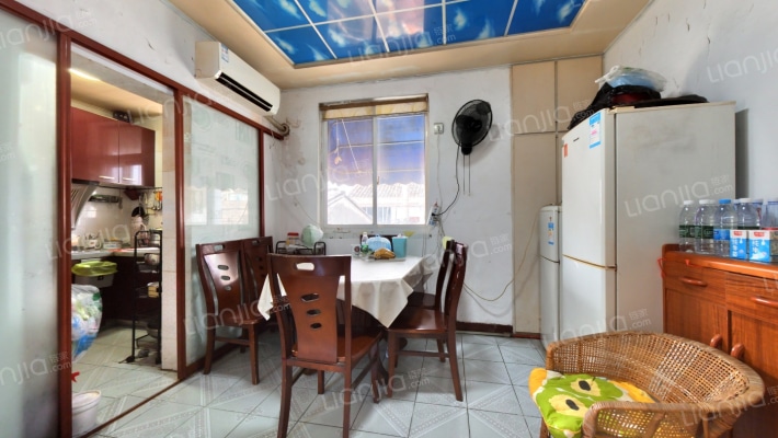 莲花斗散盘二手房实景图