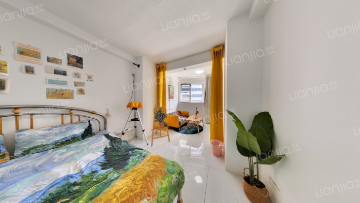 世纪广场二手房实景图