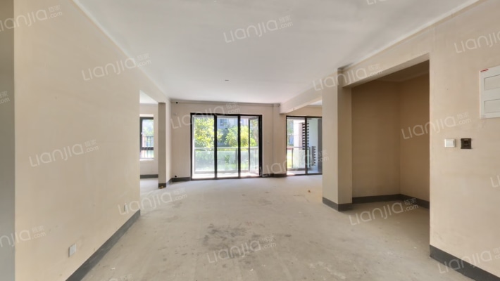 保利和光城樾二手房实景图