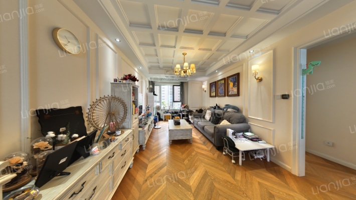 市南金茂湾二期二手房实景图