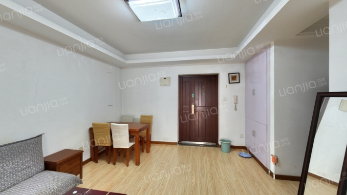 青特城A区二手房实景图