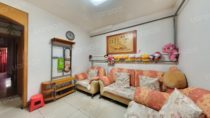 小纬六路24号二手房实景图