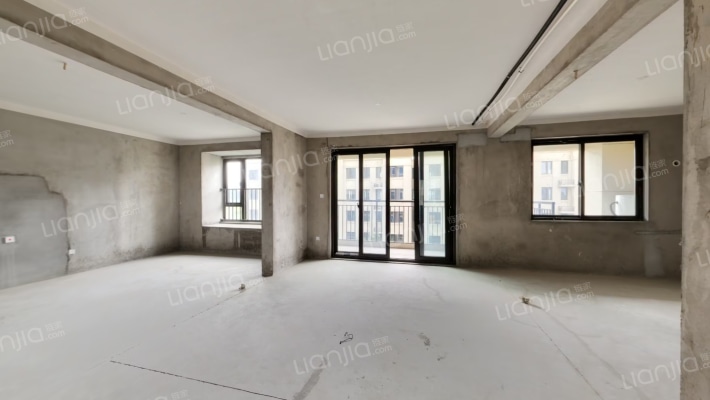 泰海苑二手房实景图