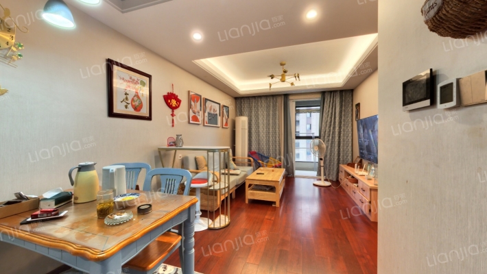 旭辉公元弘庭二手房实景图