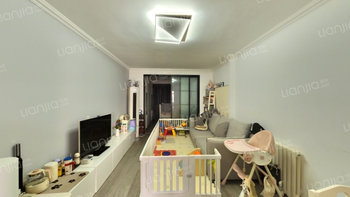 鹏飞花园二手房实景图