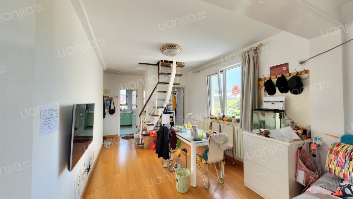 香港花园铜锣湾二手房实景图