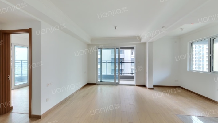 伊水湾花苑二手房实景图