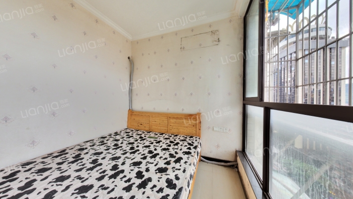 万吉广场二手房实景图