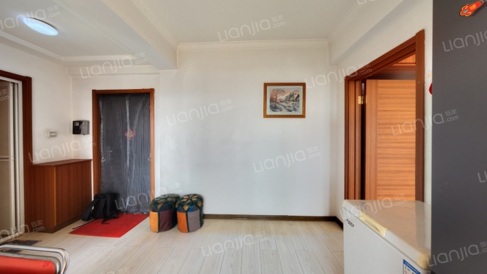 新馨家园二手房实景图