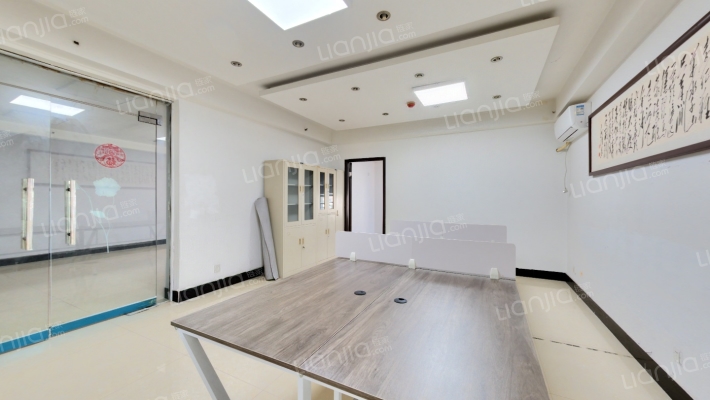 凯旋门二手房实景图