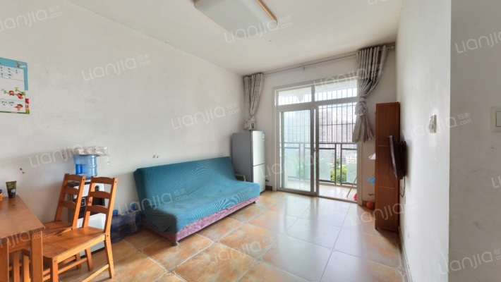 环湖雅居A区二手房实景图