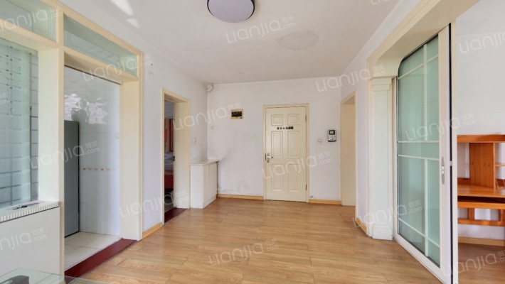 欧美榭香里二手房实景图