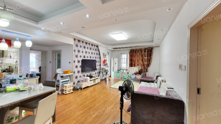 名流人和天地五期二手房实景图