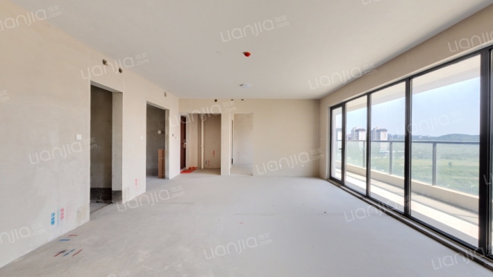 西发融信缦山兰庭一期二手房实景图