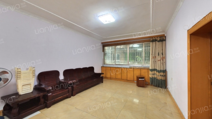 南新大厦二手房实景图