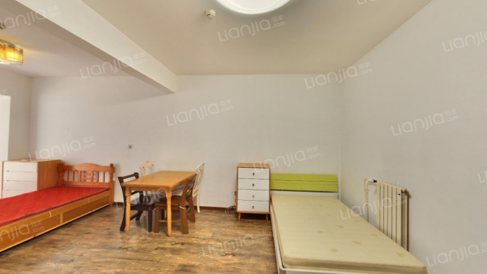 诚基经贸中心二手房实景图