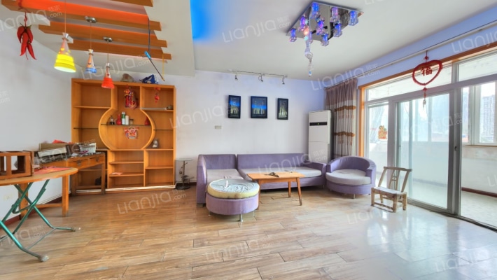 上滑坡小区二手房实景图