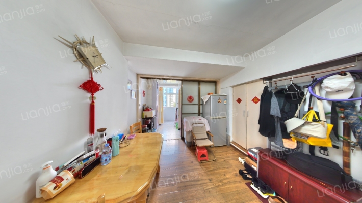 积厚里二手房实景图