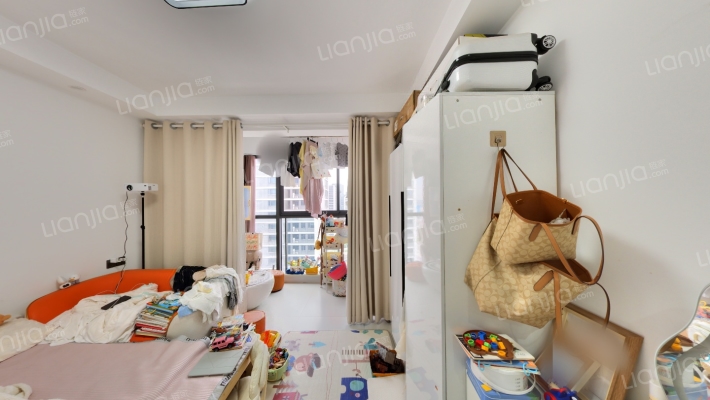 盈瑞华庭二手房实景图