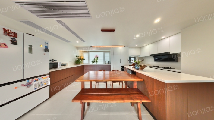 保利罗兰国际四期二手房实景图