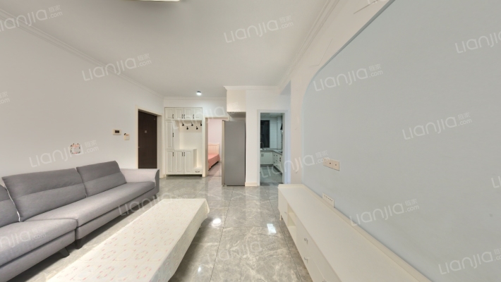 金锣湾鸿福园二手房实景图