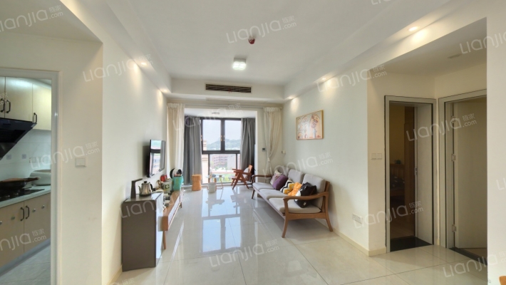 华美翡丽山四期二手房实景图