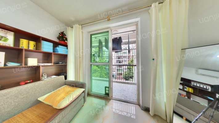 御海新苑二手房实景图