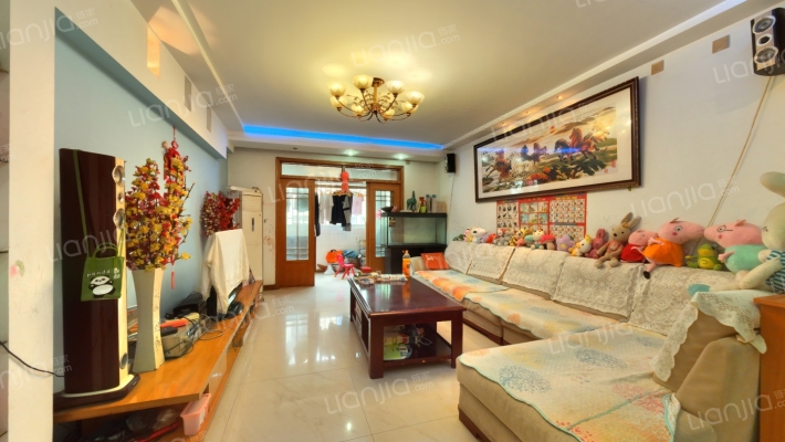 品虹花园二手房实景图