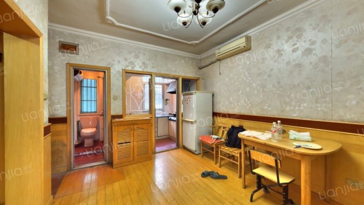 富润里二手房实景图