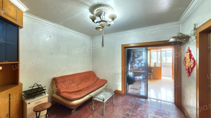 革新里24号院二手房实景图