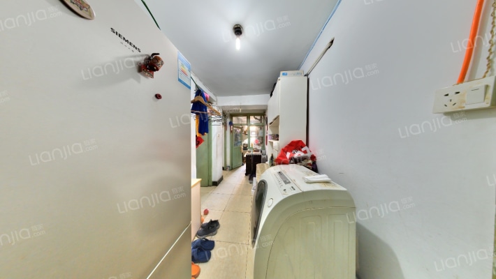 宙纬路二手房实景图