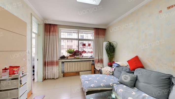 劳培家苑二手房实景图