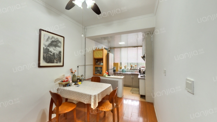 边防总队家属院二手房实景图