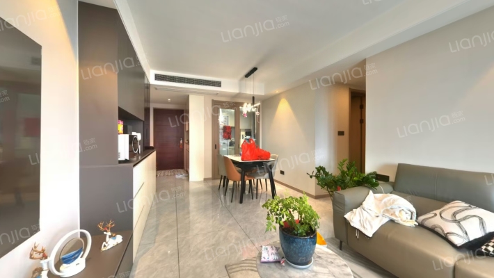 中建旭辉江上雅苑二手房实景图