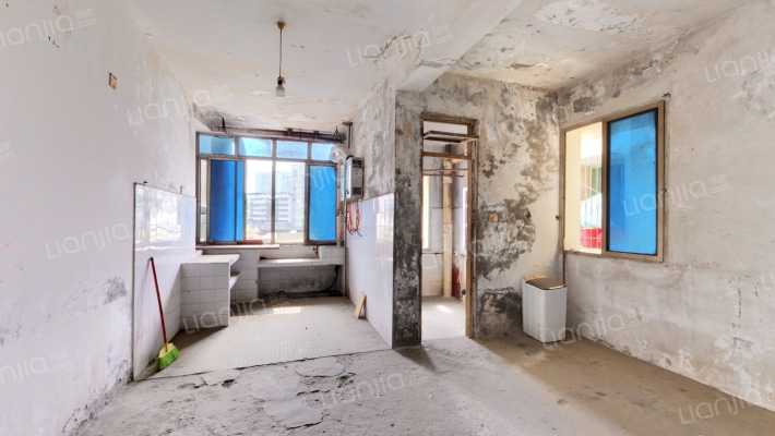 人兴支路二手房实景图