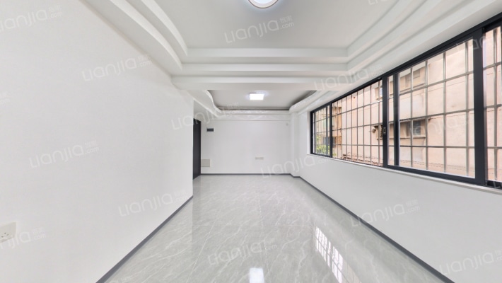 省妇幼保健院宿舍楼二手房实景图