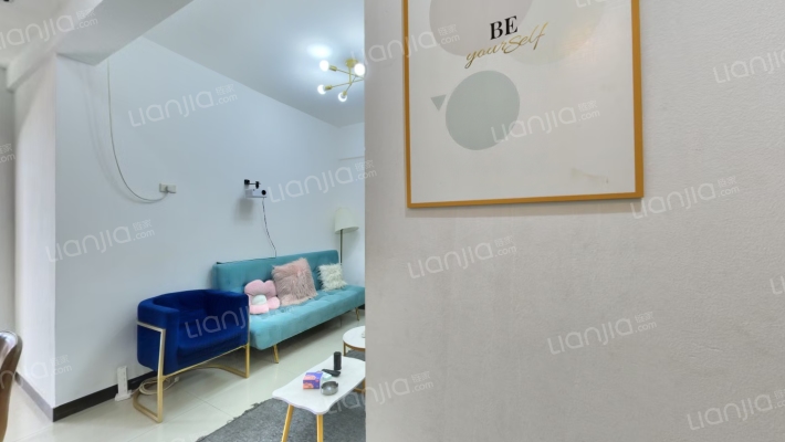 两江嘉苑二手房实景图