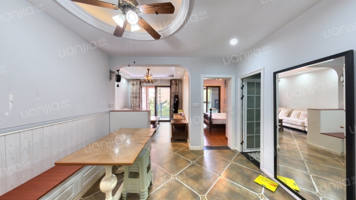 龙湖江与城薇澜岸二手房实景图