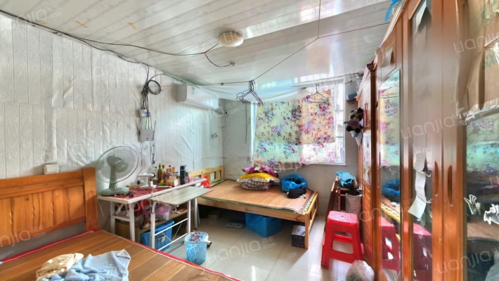 宝城桥弄散盘二手房实景图