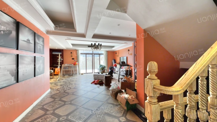 保利十二橡树庄园二手房实景图