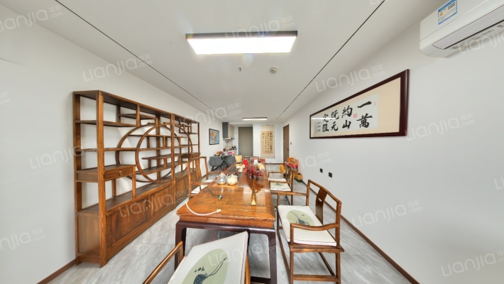 世茂天悦二手房实景图