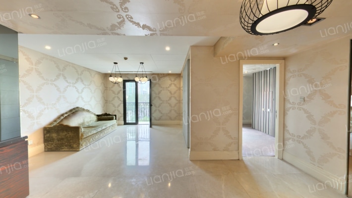 瑞士公寓二手房实景图