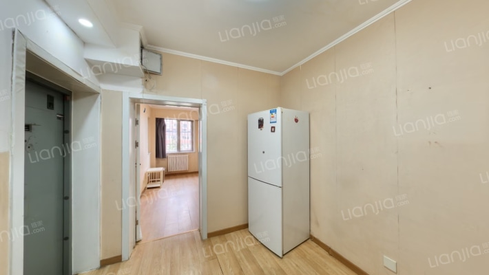 光辉里小区二手房实景图