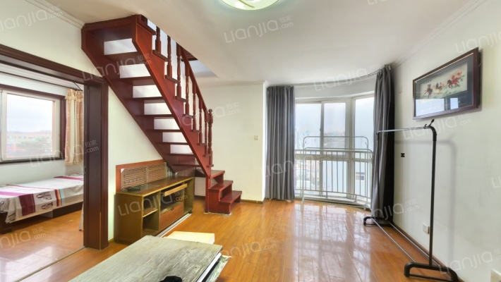 国通嘉苑二手房实景图