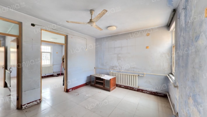 橡胶厂宿舍二手房实景图