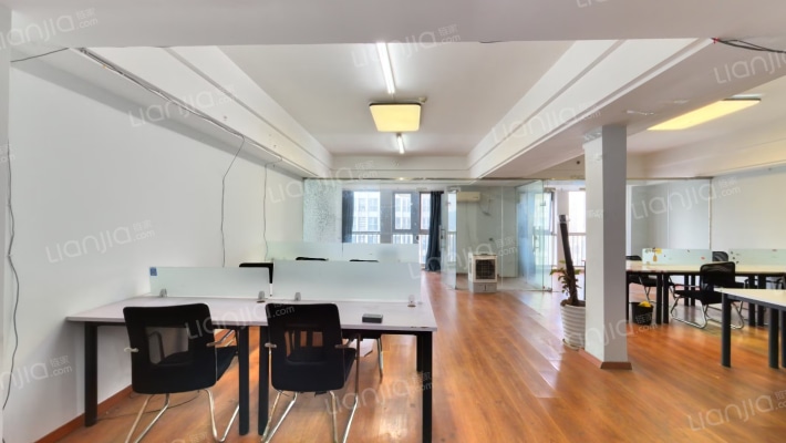 万达广场写字楼二手房实景图