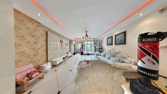 洛卡小镇林溪园二手房实景图