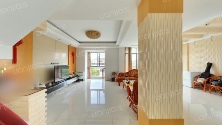 日兴花园二手房实景图