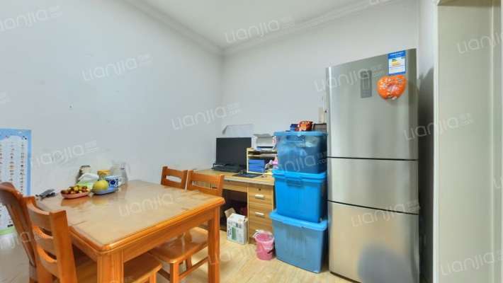 水清沟二小区二手房实景图